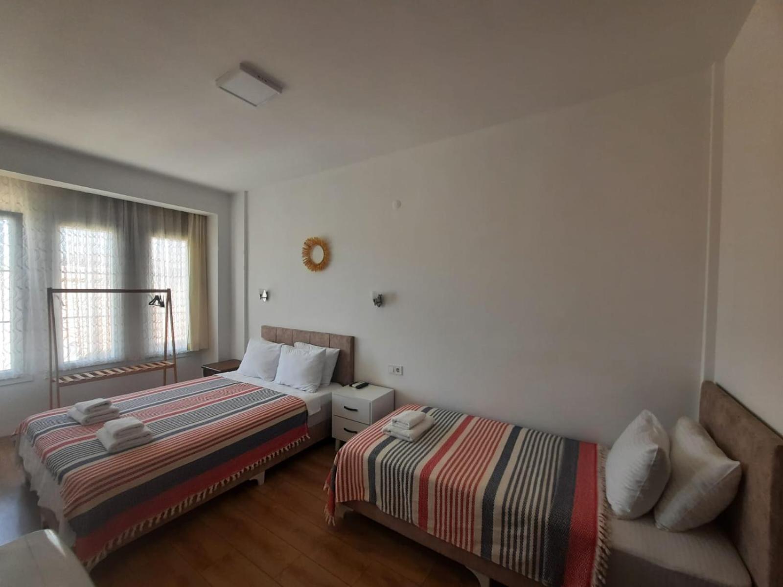 Adil Pansiyon Cesme Exterior foto