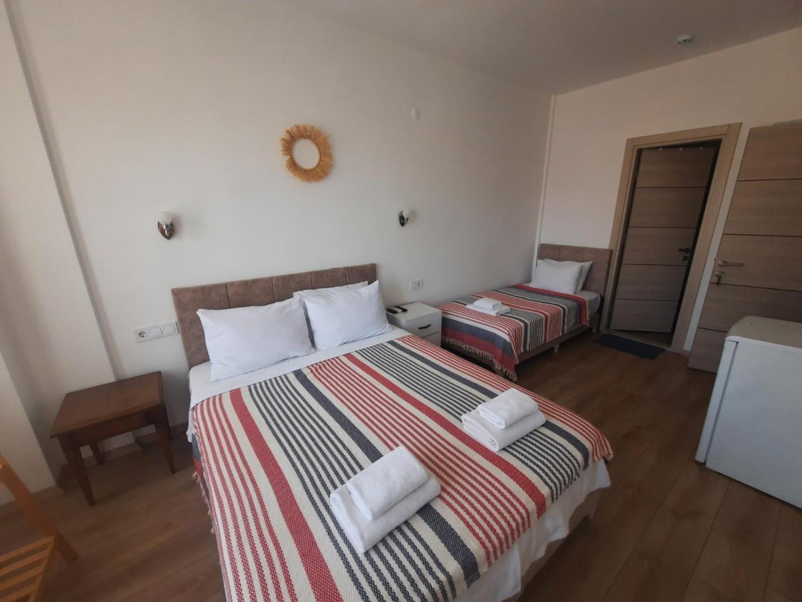 Adil Pansiyon Cesme Exterior foto